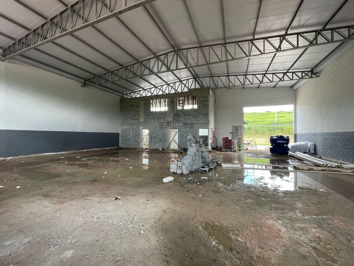 Foto 1 de Comercial Condomínio em Jardim Califórnia, Jacareí - imagem 1 Foto 1 de Comercial Condomínio em Jardim Califórnia, Jacareí - imagem 1