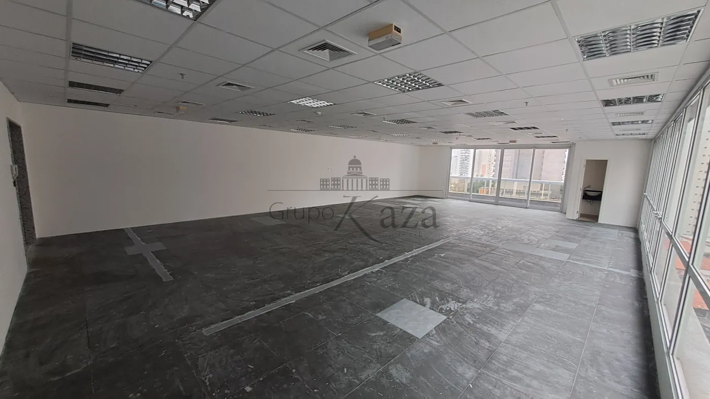 Foto 3 de Comercial Conjunto Comercial em Moema, São Paulo - imagem 3 Foto 3 de Comercial Conjunto Comercial em Moema, São Paulo - imagem 3