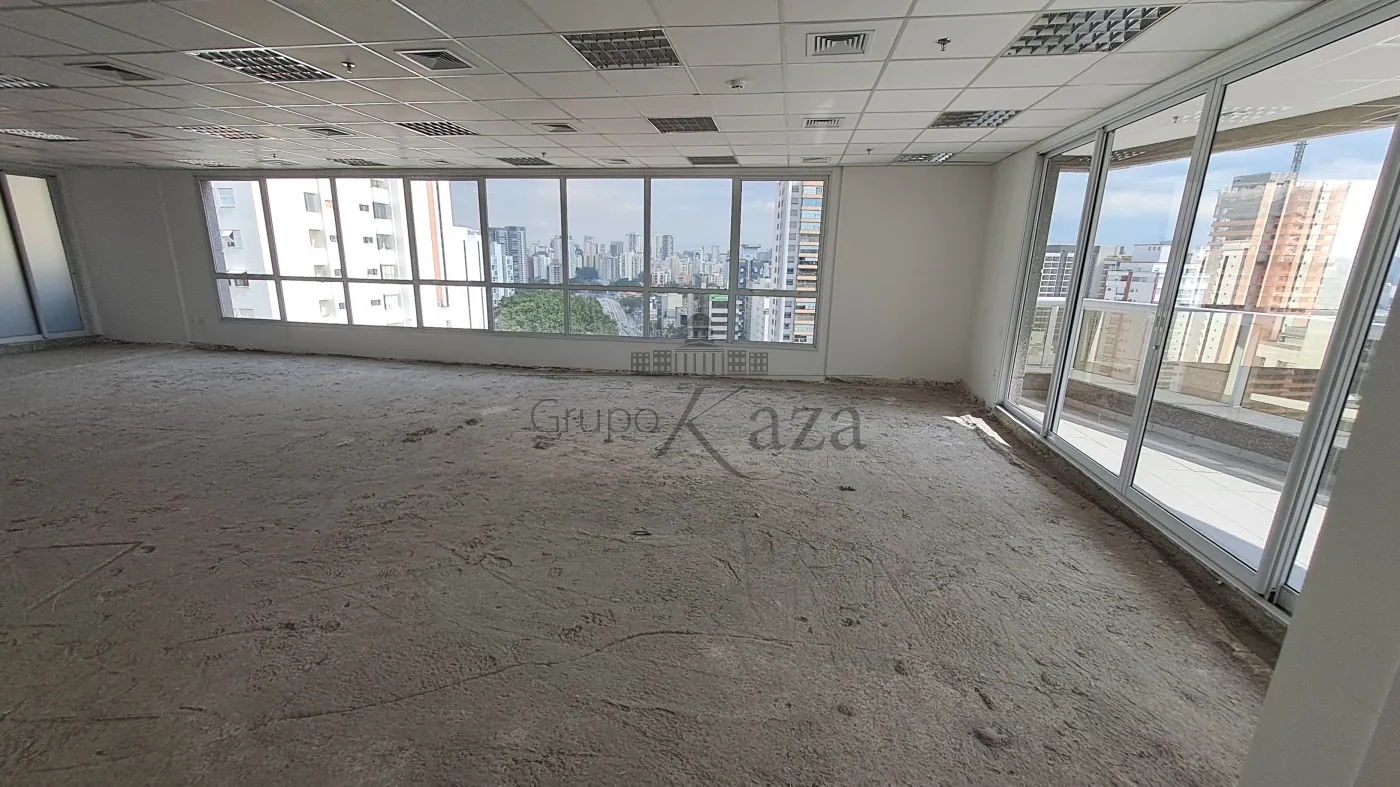 Foto 3 de Comercial Conjunto Comercial em Moema, São Paulo - imagem 3 Foto 3 de Comercial Conjunto Comercial em Moema, São Paulo - imagem 3