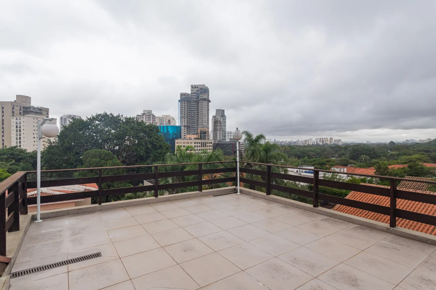 Foto 42 de Casa Padrão em Alto de Pinheiros, São Paulo - imagem 42