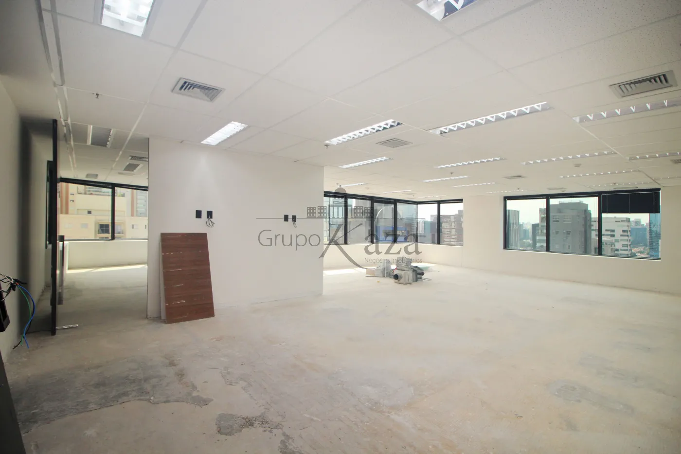 Foto 1 de Comercial Conjunto Comercial em Vila Olímpia, São Paulo - imagem 1 Foto 1 de Comercial Conjunto Comercial em Vila Olímpia, São Paulo - imagem 1