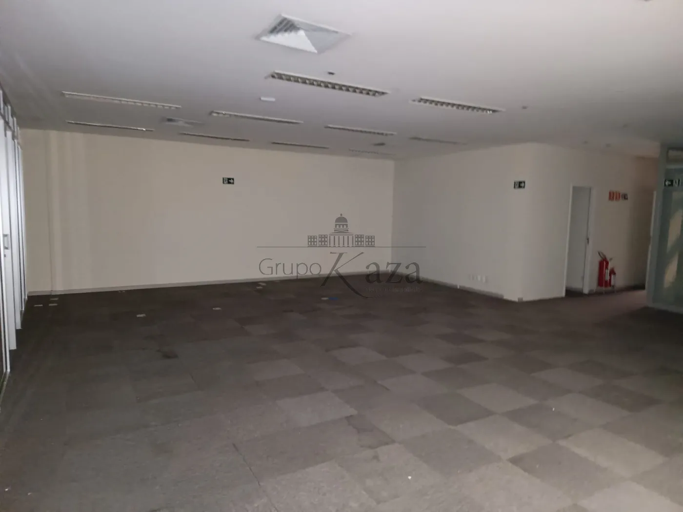 Foto 1 de Casa Comercial Residencial em Vila Nova Conceição, São Paulo - imagem 1 Foto 1 de Casa Comercial Residencial em Vila Nova Conceição, São Paulo - imagem 1