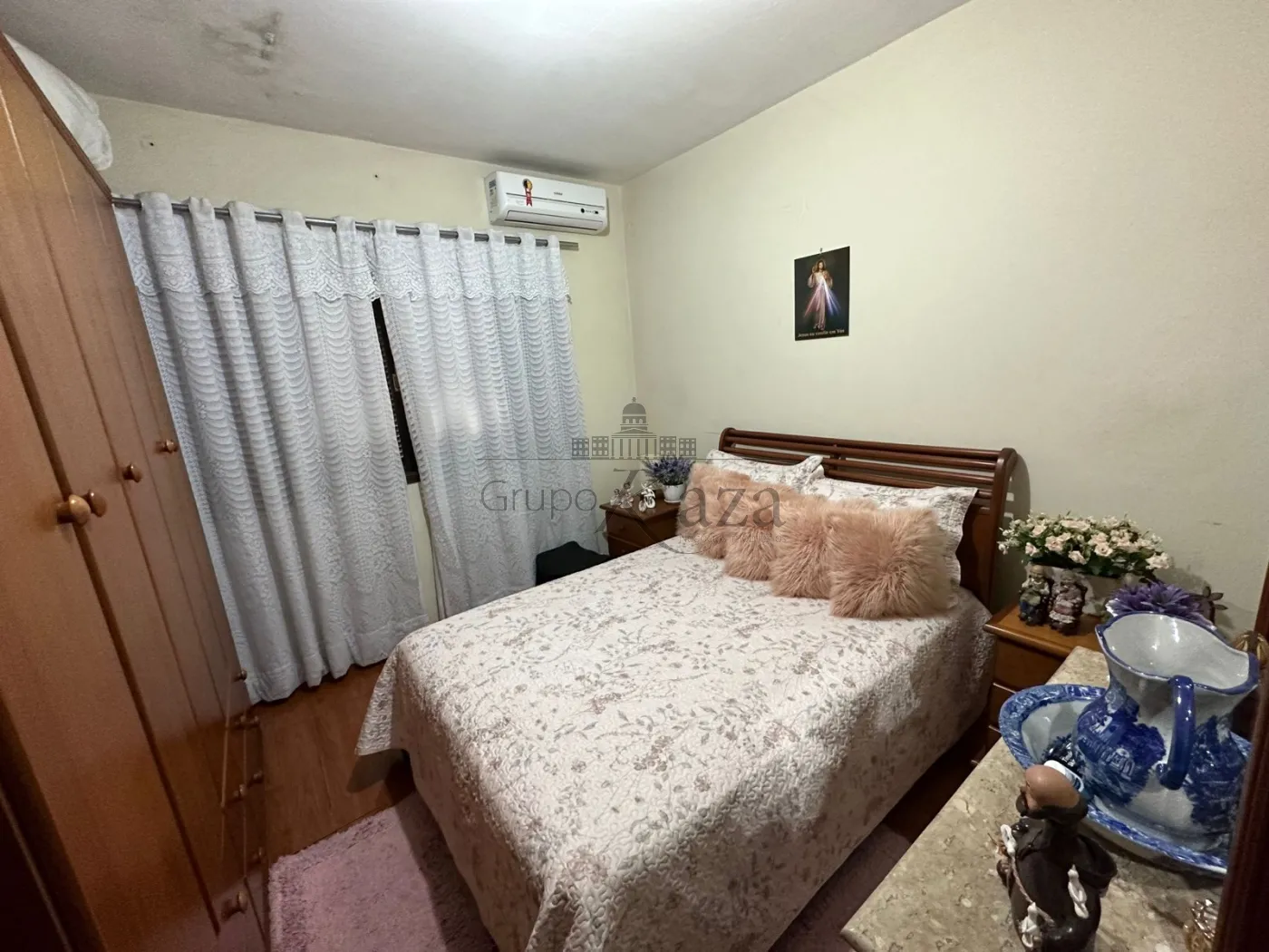 Foto 17 de Casa Padrão em Jardim Ismênia, São José dos Campos - imagem 17