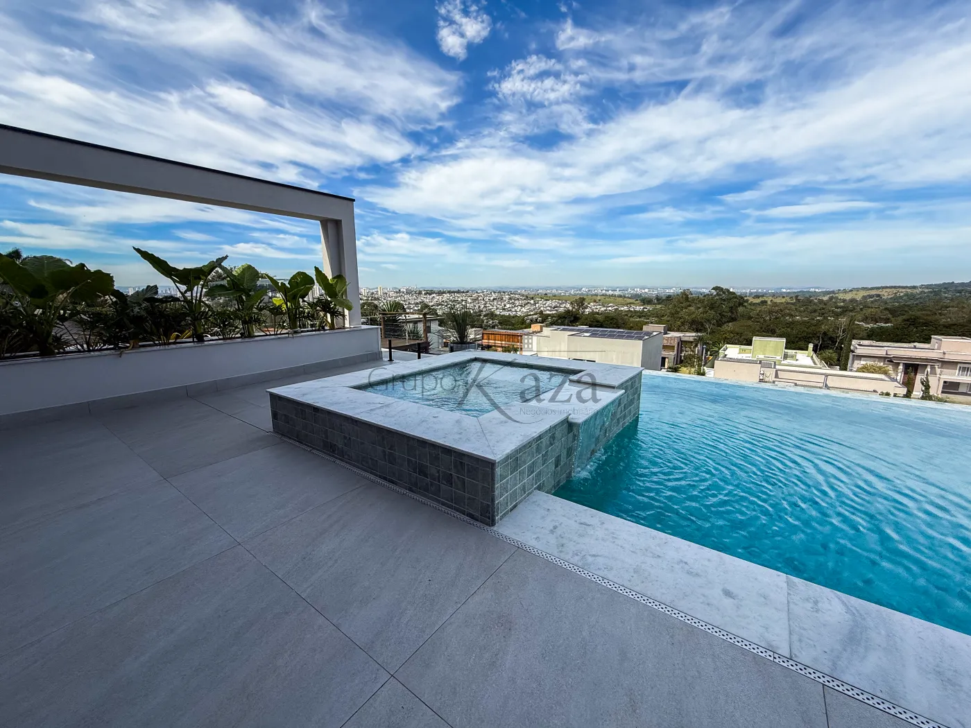 Foto 1 de Casa Condomínio em Condomínio Reserva do Paratehy, São José dos Campos - imagem 1 Foto 1 de Casa Condomínio em Condomínio Reserva do Paratehy, São José dos Campos - imagem 1