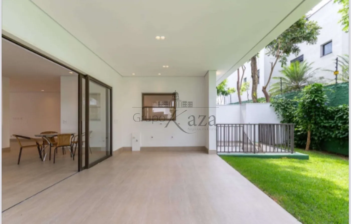 Foto 3 de Casa Condomínio em Alto da Boa Vista, São Paulo - imagem 3 Foto 3 de Casa Condomínio em Alto da Boa Vista, São Paulo - imagem 3