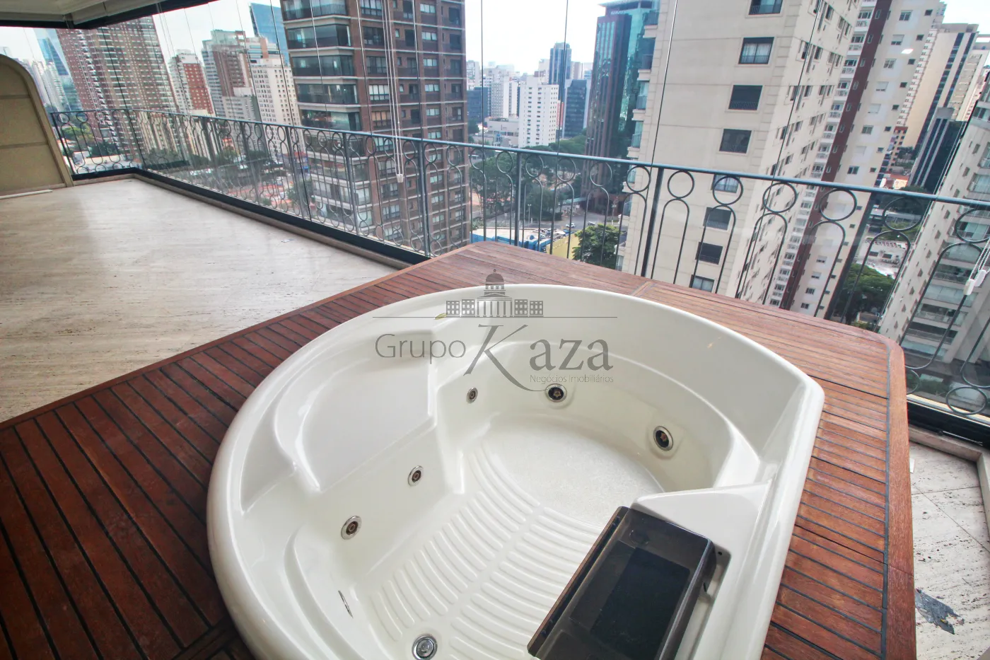 Foto 16 de Apartamento Padrão em Vila Nova Conceição, São Paulo - imagem 16