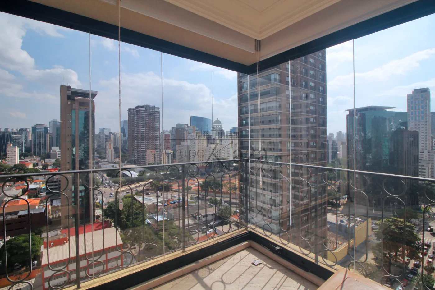 Foto 17 de Apartamento Padrão em Vila Nova Conceição, São Paulo - imagem 17