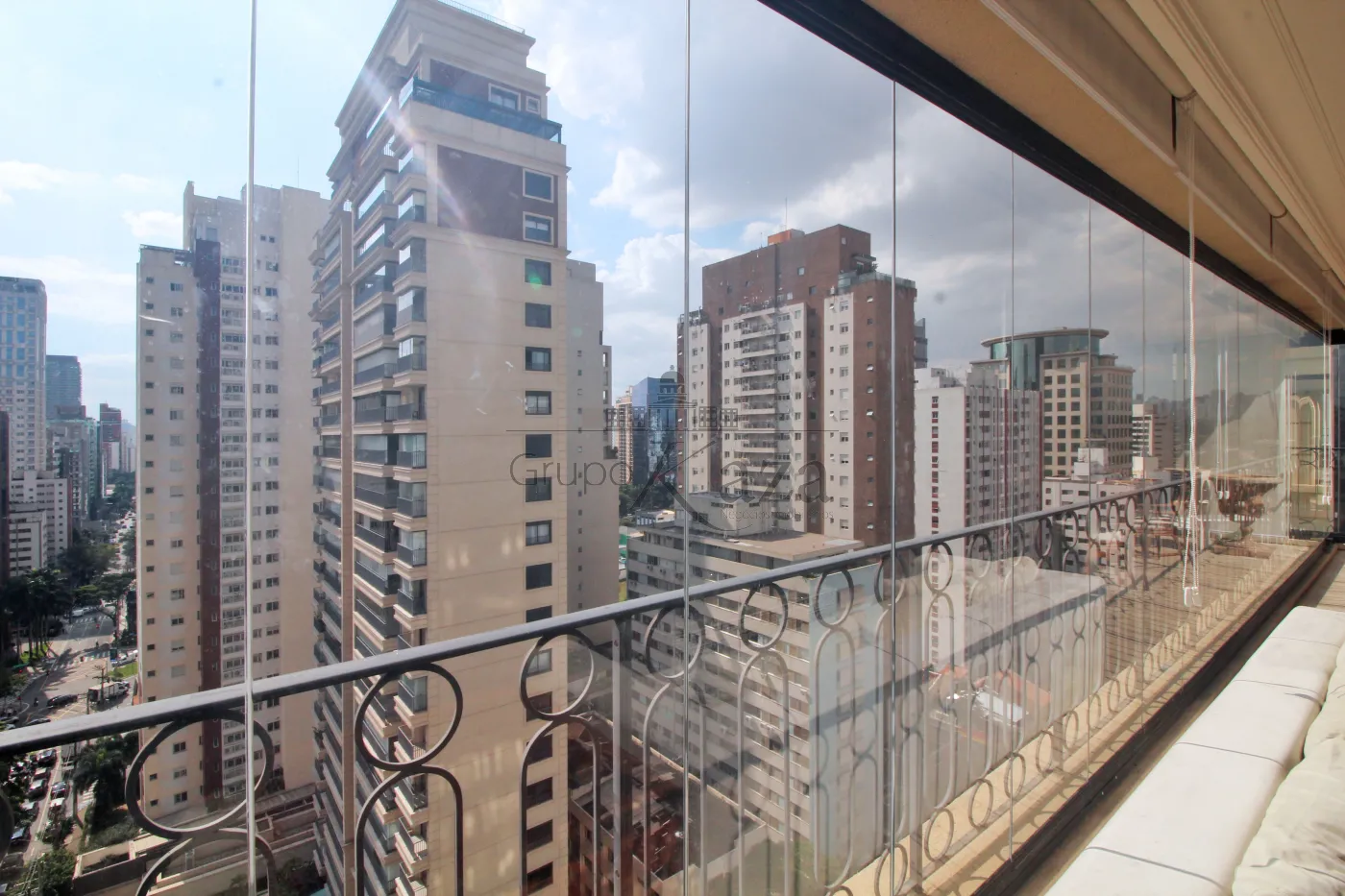 Foto 18 de Apartamento Padrão em Vila Nova Conceição, São Paulo - imagem 18