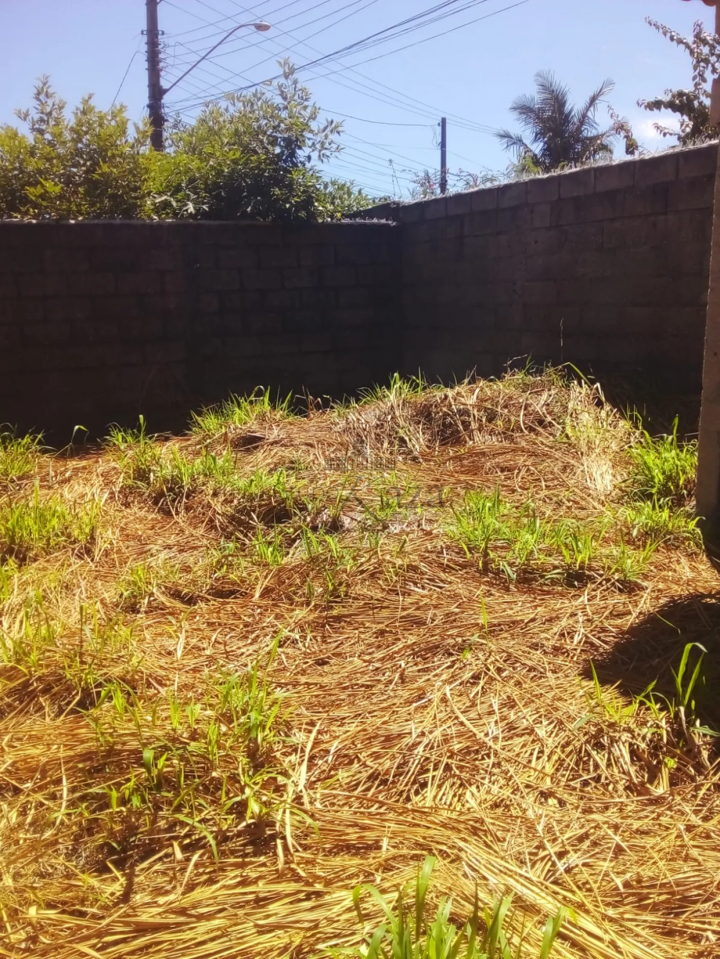 Foto 2 de Terreno Padrão em Veraneio Irajá, Jacareí - imagem 2 Foto 2 de Terreno Padrão em Veraneio Irajá, Jacareí - imagem 2