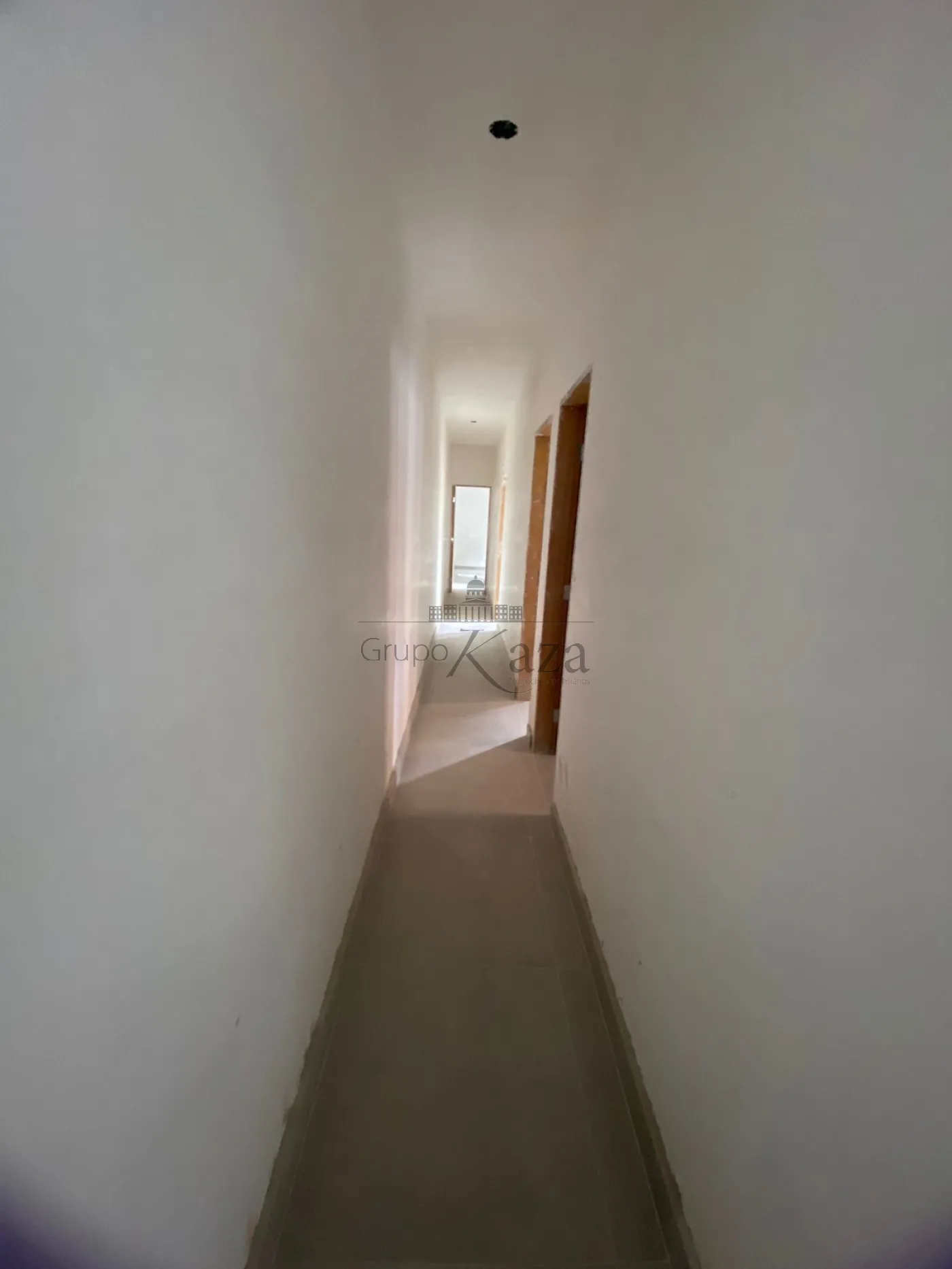 Foto 5 de Casa Padrão em Vila Indústrial, São José dos Campos - imagem 5