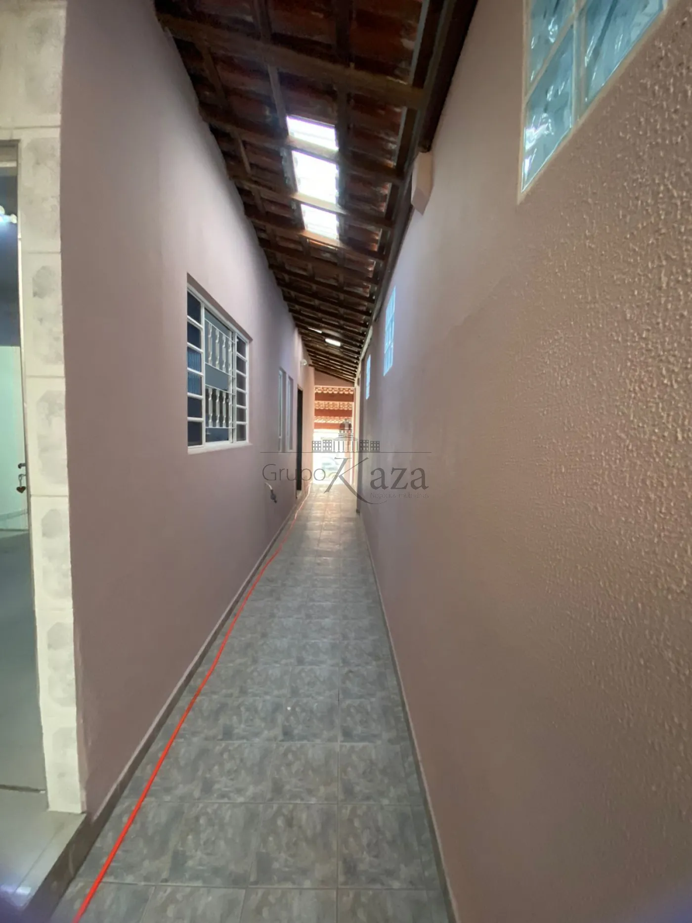 Foto 10 de Casa Padrão em Vila Indústrial, São José dos Campos - imagem 10
