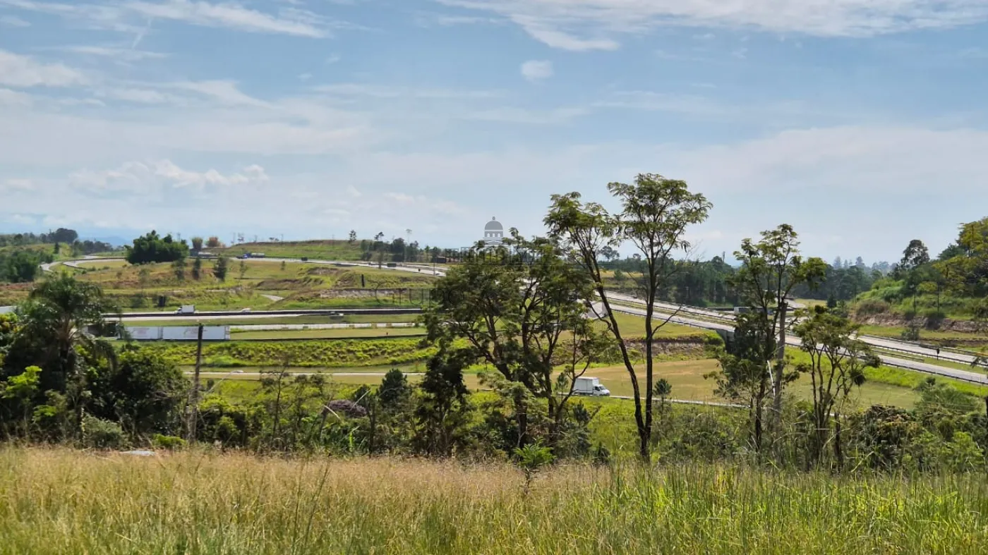 Foto 1 de Terreno Padrão em Veraneio Irajá, Jacareí - imagem 1 Foto 1 de Terreno Padrão em Veraneio Irajá, Jacareí - imagem 1