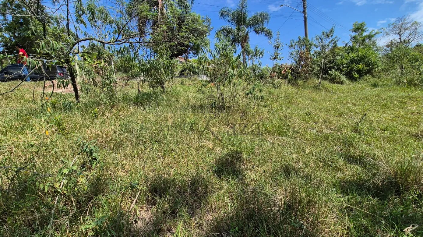 Foto 2 de Terreno Padrão em Veraneio Irajá, Jacareí - imagem 2 Foto 2 de Terreno Padrão em Veraneio Irajá, Jacareí - imagem 2