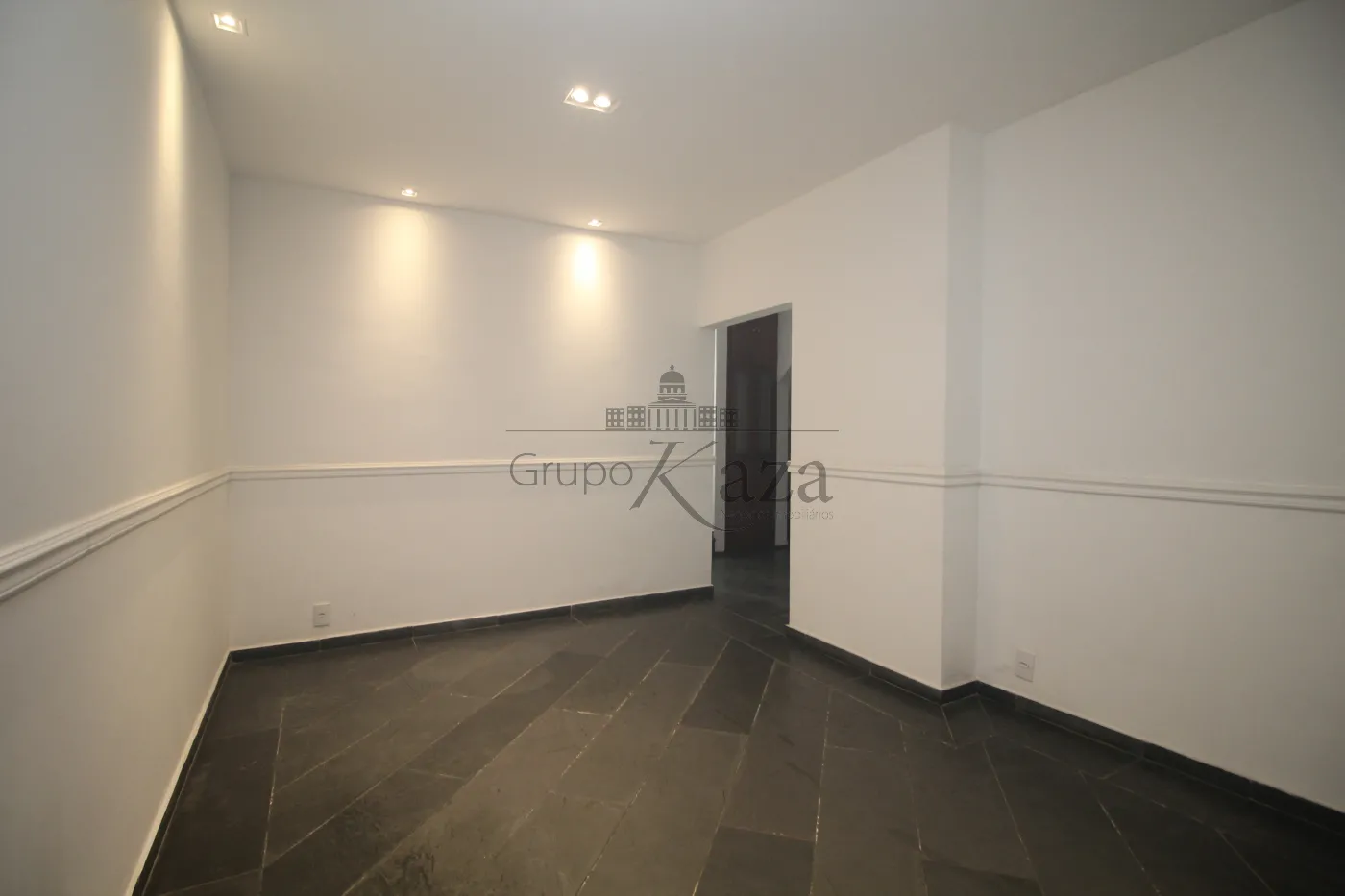 Foto 2 de Casa Sobrado em Jardim América, São Paulo - imagem 2 Foto 2 de Casa Sobrado em Jardim América, São Paulo - imagem 2