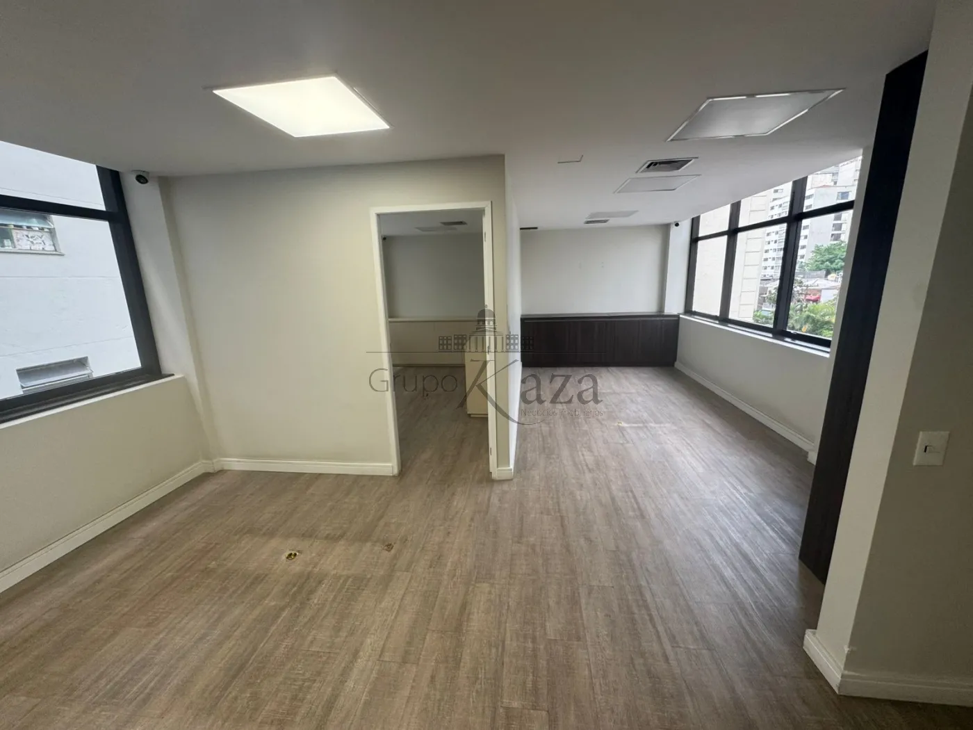 Foto 10 de Comercial Conjunto Comercial em Cerqueira César, São Paulo - imagem 10