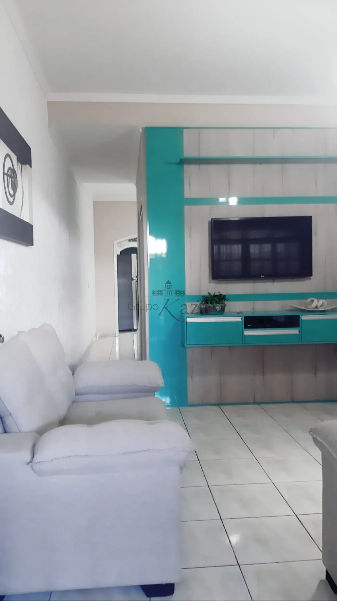 Foto 2 de Casa Sobrado em Jardim Santa Marina, Jacareí - imagem 2 Foto 2 de Casa Sobrado em Jardim Santa Marina, Jacareí - imagem 2