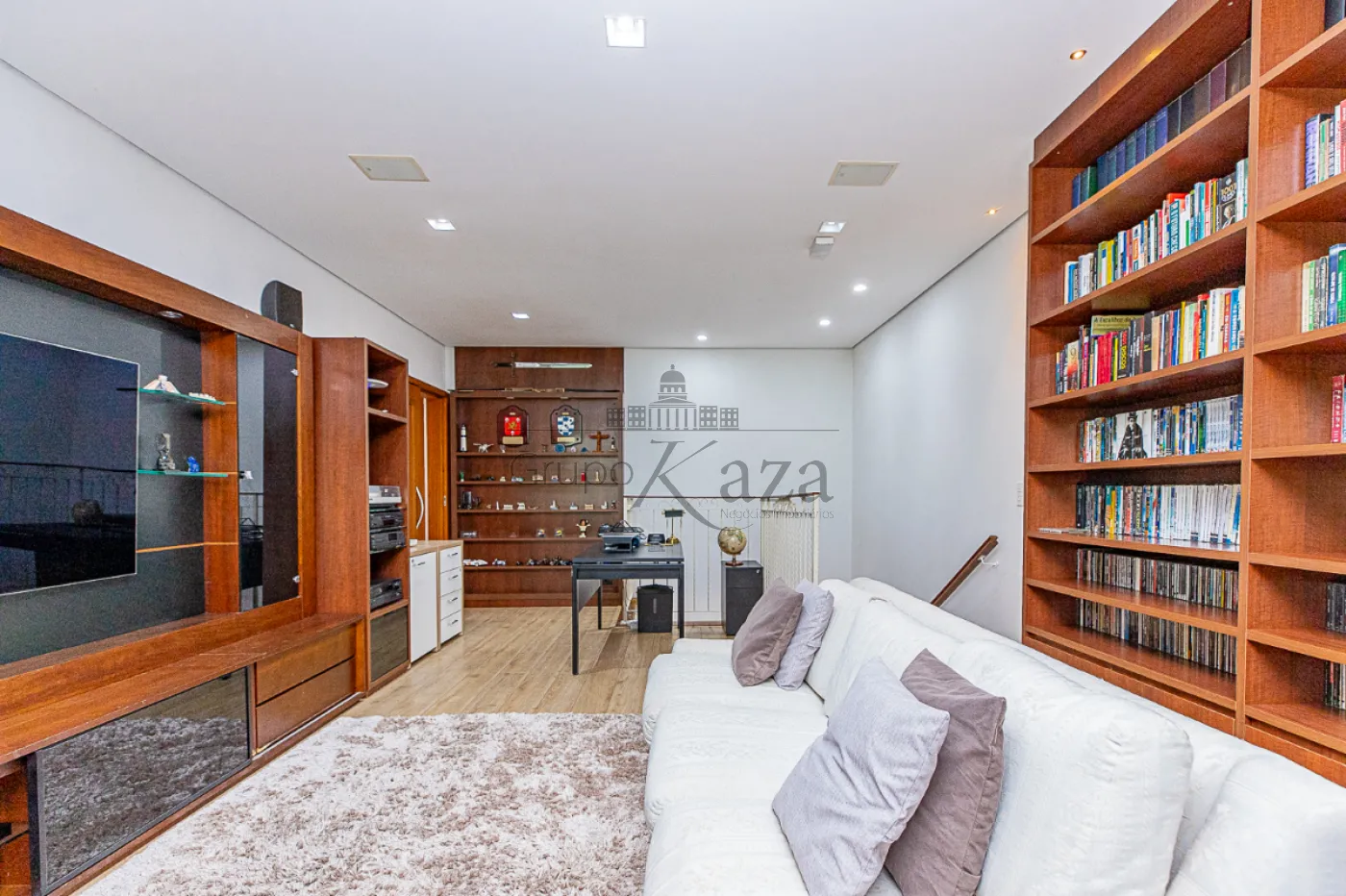 Foto 3 de Casa Padrão em Alto da Boa Vista, São Paulo - imagem 3 Foto 3 de Casa Padrão em Alto da Boa Vista, São Paulo - imagem 3