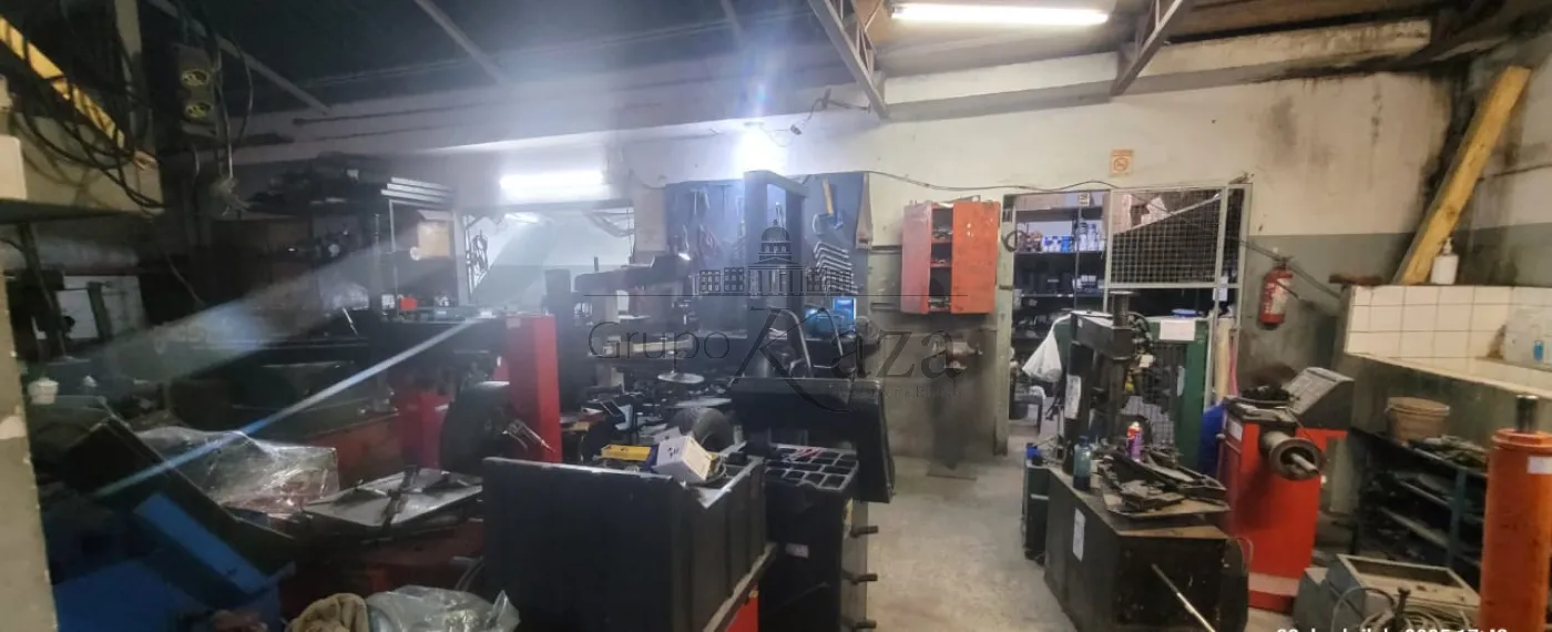 Foto 2 de Casa Comercial Residencial em Jardim das Indústrias, São José dos Campos - imagem 2 Foto 2 de Casa Comercial Residencial em Jardim das Indústrias, São José dos Campos - imagem 2