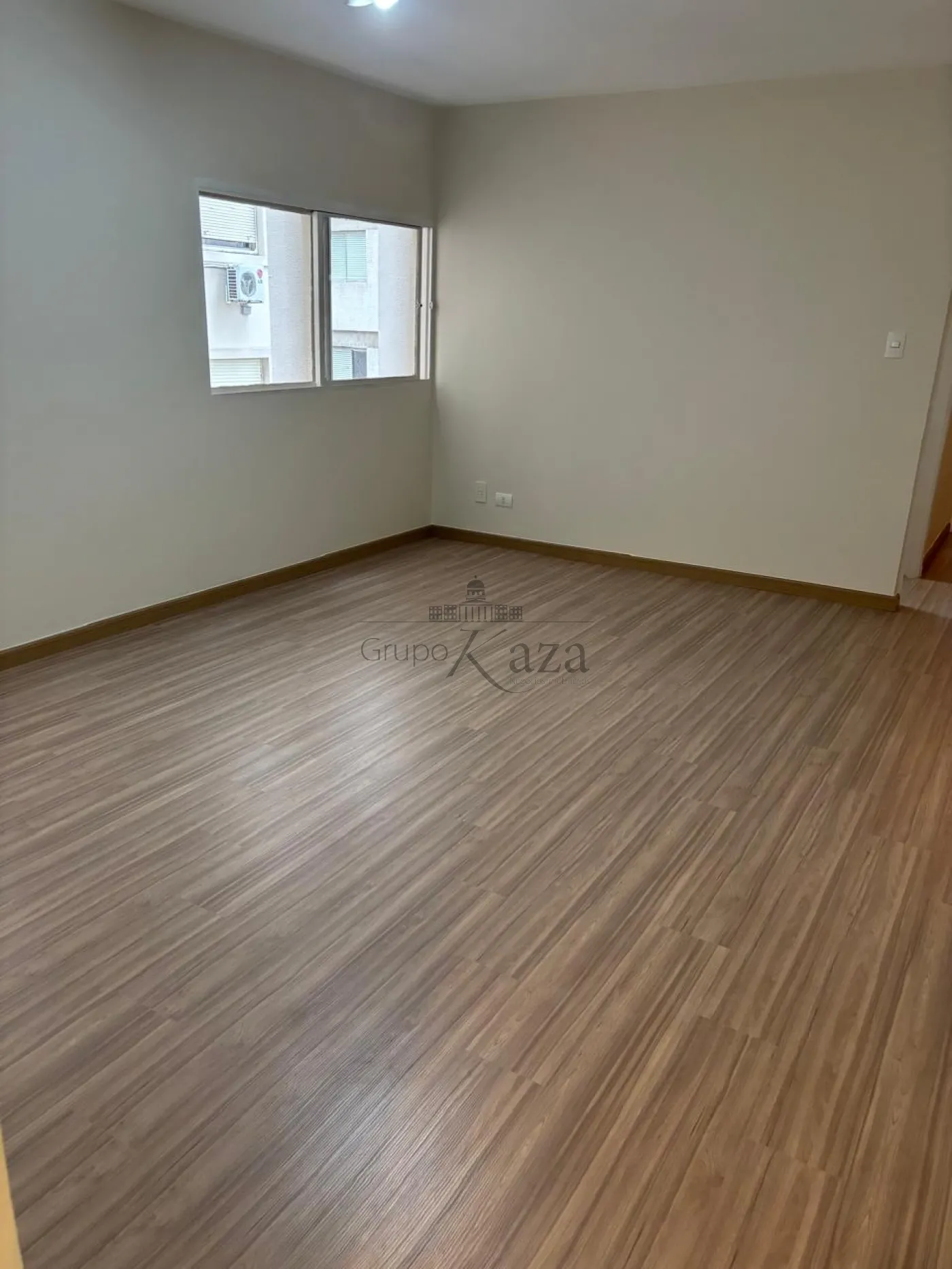 Foto 1 de Apartamento Padrão em Cerqueira César, São Paulo - imagem 1 Foto 1 de Apartamento Padrão em Cerqueira César, São Paulo - imagem 1