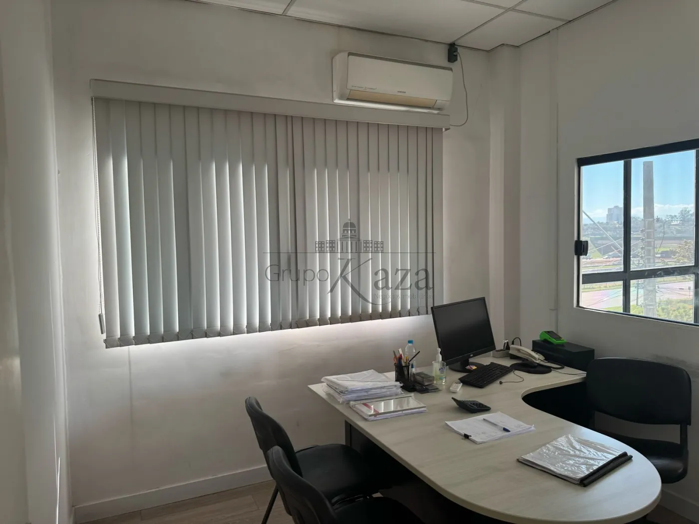 Foto 1 de Comercial Galpão em Jardim Diamante, São José dos Campos - imagem 1 Foto 1 de Comercial Galpão em Jardim Diamante, São José dos Campos - imagem 1