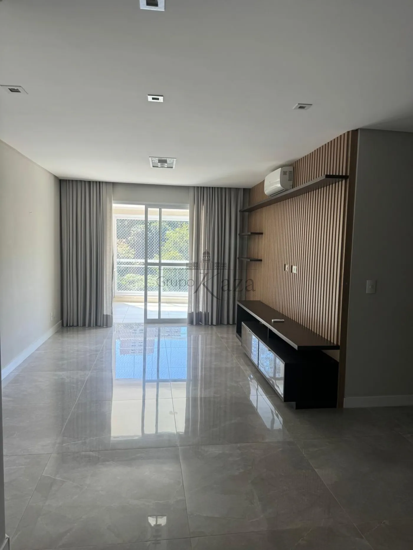 Foto 1 de Apartamento Padrão em Vila Ema, São José dos Campos - imagem 1 Foto 1 de Apartamento Padrão em Vila Ema, São José dos Campos - imagem 1