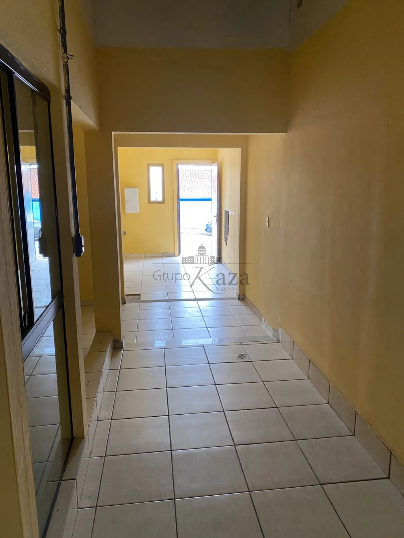 Foto 1 de Comercial Ponto Comercial em Parque Santo Antônio, Jacareí - imagem 1 Foto 1 de Comercial Ponto Comercial em Parque Santo Antônio, Jacareí - imagem 1