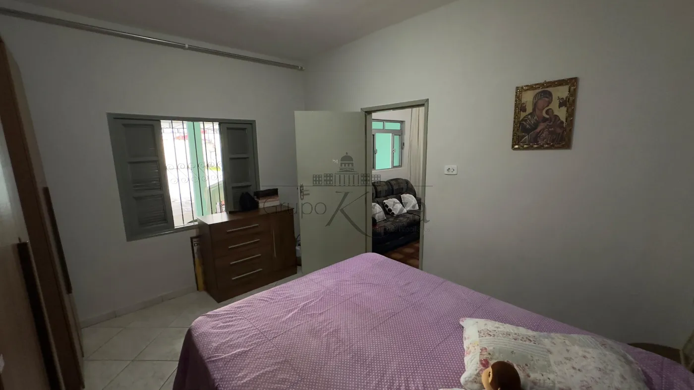 Foto 14 de Casa Padrão em Vila Indústrial, São José dos Campos - imagem 14