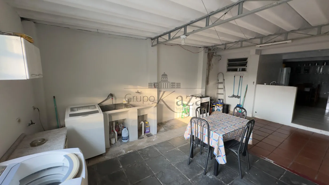 Foto 10 de Casa Padrão em Vila Indústrial, São José dos Campos - imagem 10