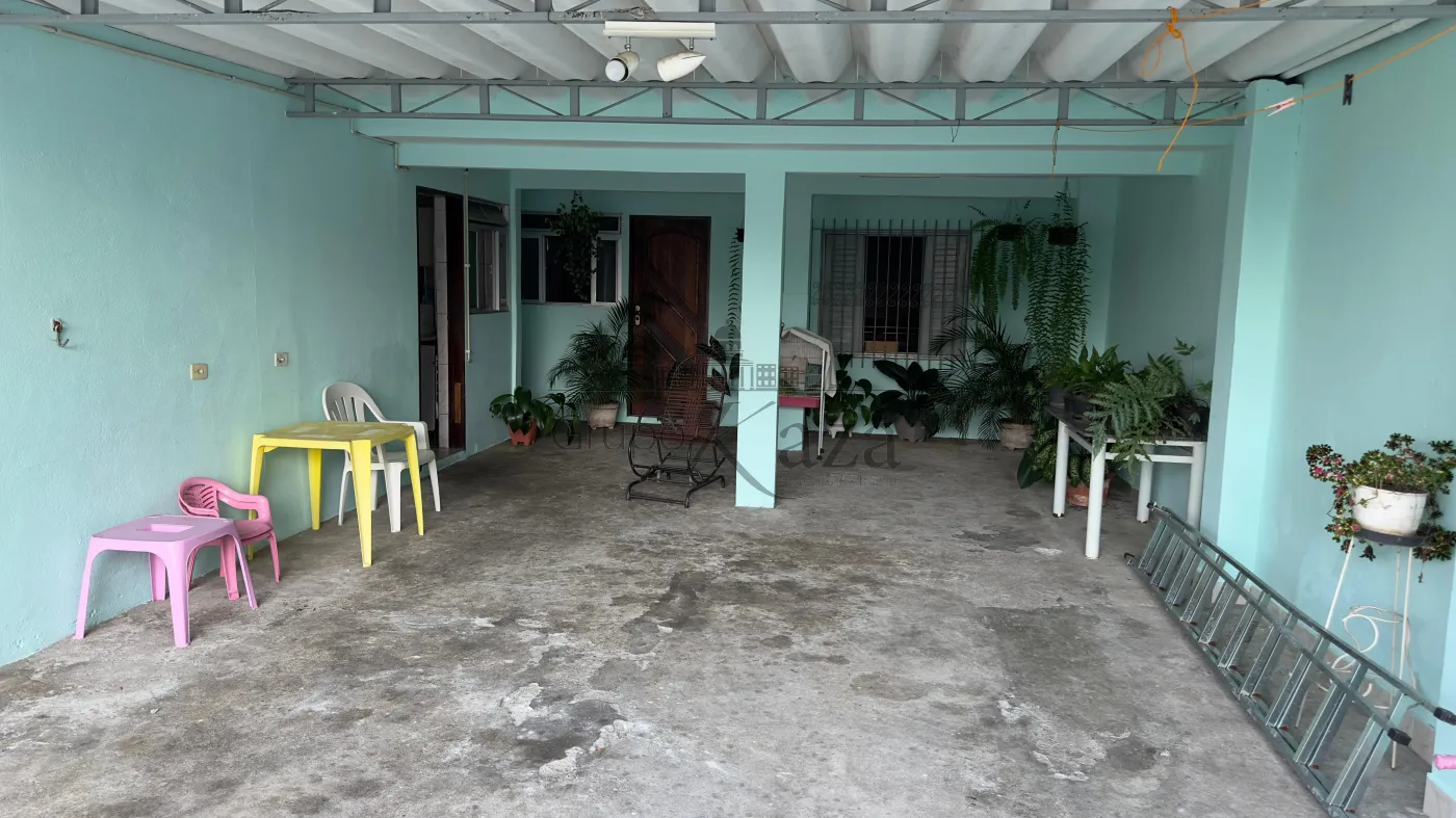 Foto 27 de Casa Padrão em Vila Indústrial, São José dos Campos - imagem 27