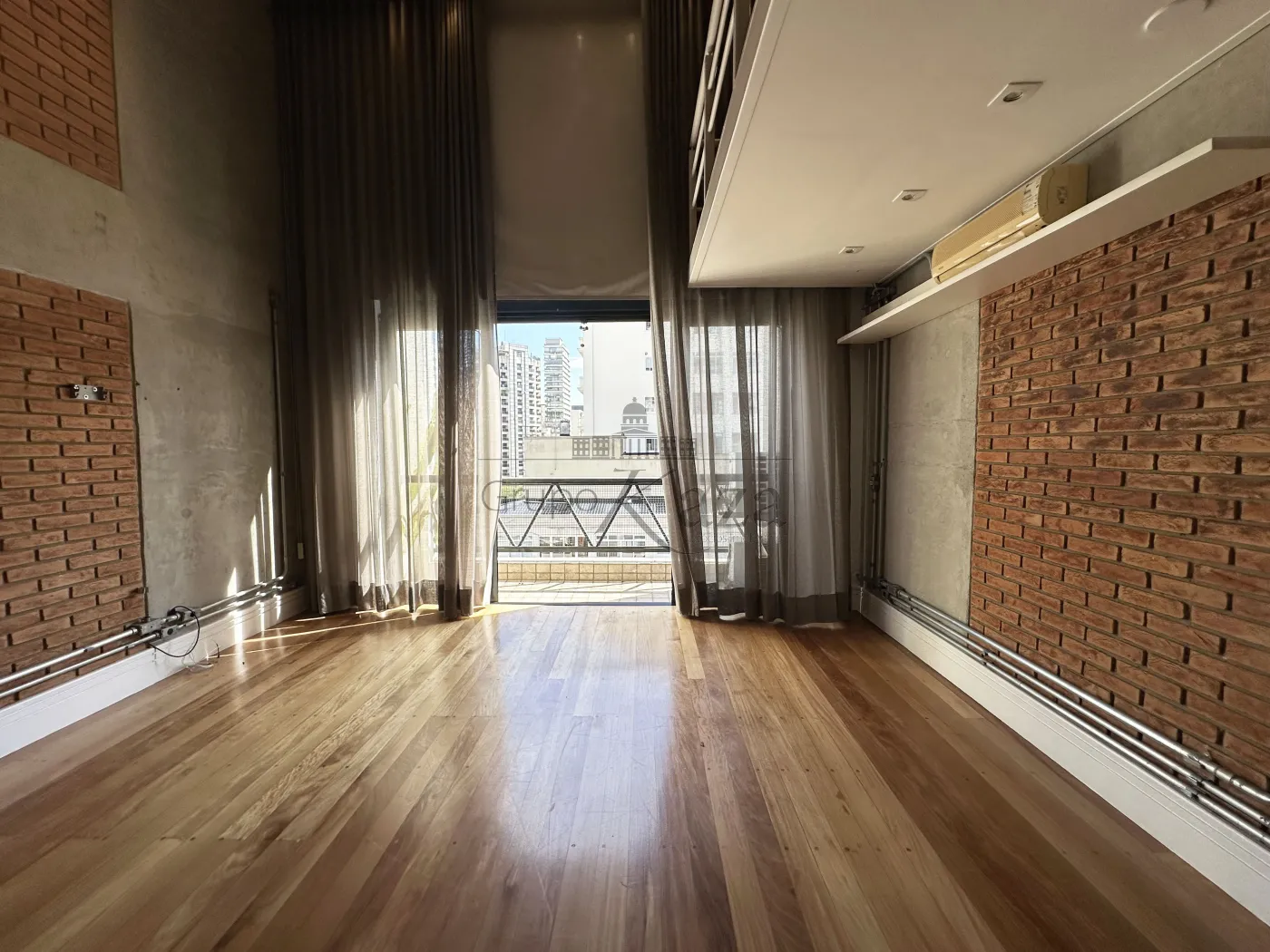 Foto 1 de Apartamento Duplex em Jardim América, São Paulo - imagem 1 Foto 1 de Apartamento Duplex em Jardim América, São Paulo - imagem 1