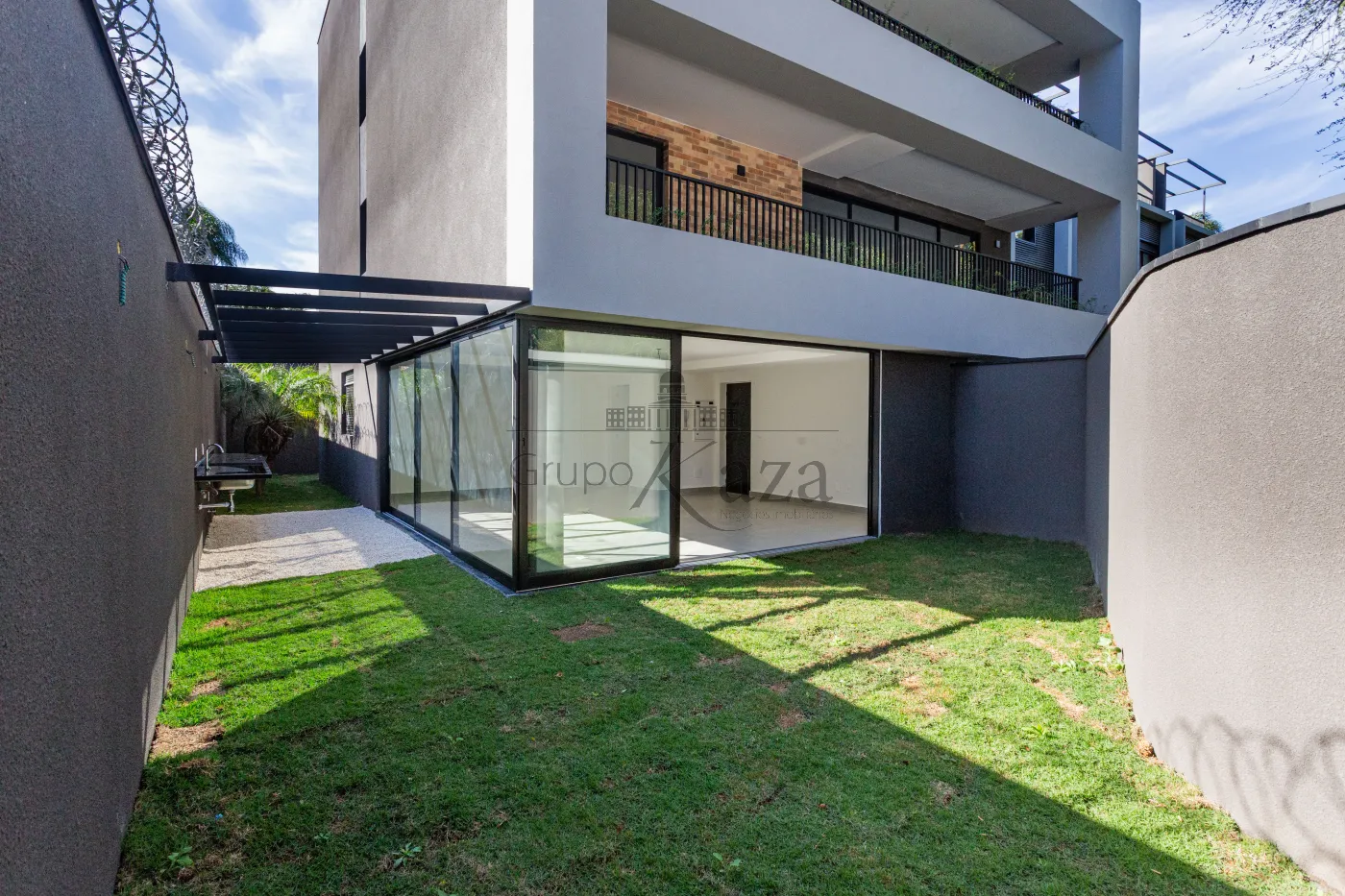 Foto 1 de Apartamento Garden em Cidade Jardim, São Paulo - imagem 1 Foto 1 de Apartamento Garden em Cidade Jardim, São Paulo - imagem 1