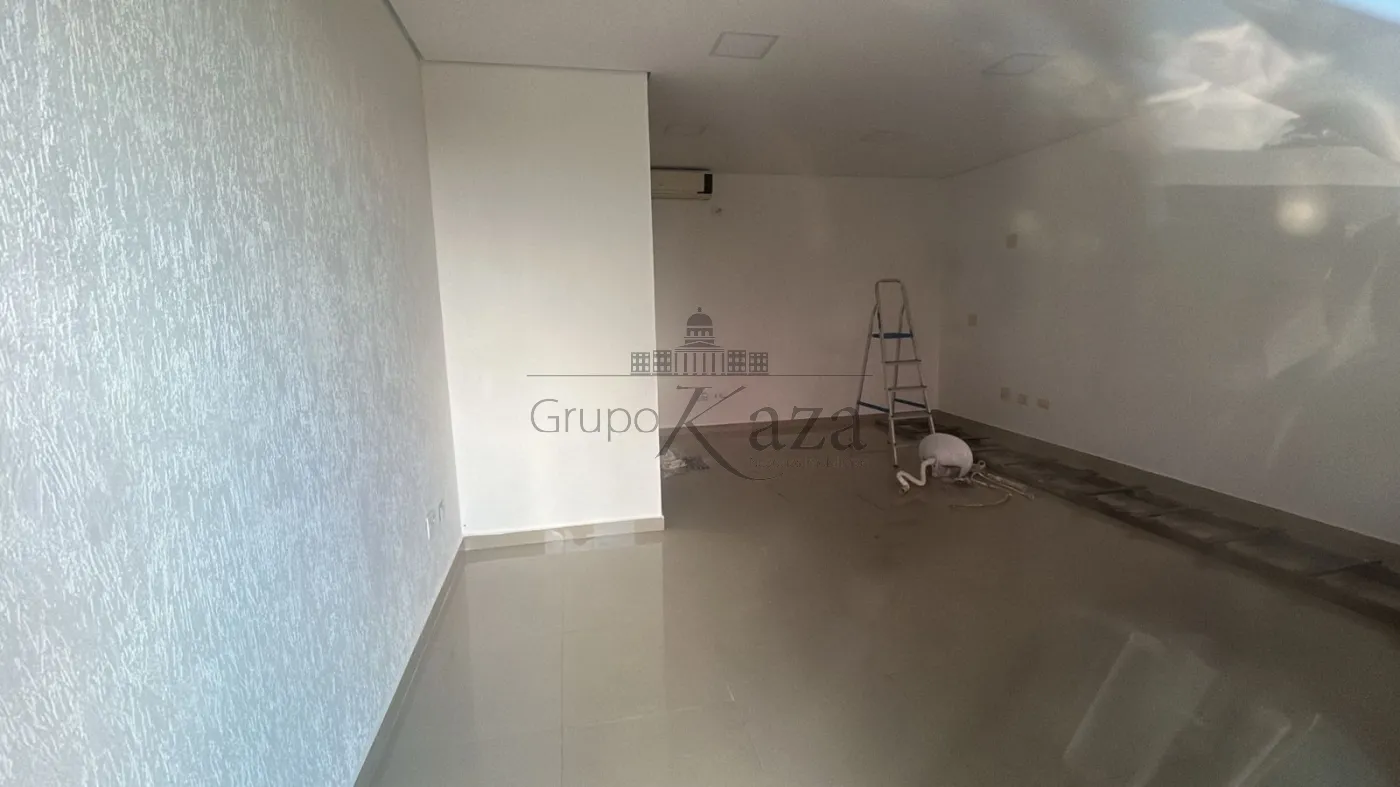 Foto 1 de Comercial Loja em condomínio comercial em Jardim Califórnia, Jacareí - imagem 1 Foto 1 de Comercial Loja em condomínio comercial em Jardim Califórnia, Jacareí - imagem 1