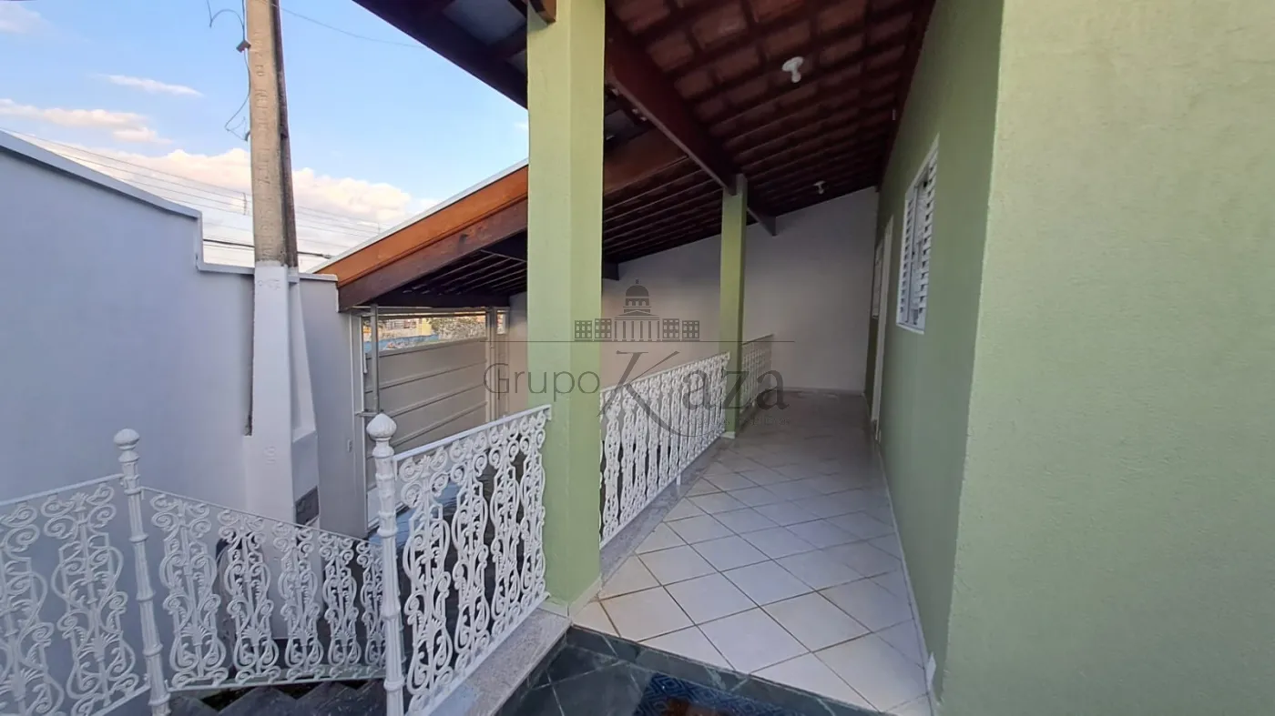 Foto 16 de Casa Padrão em Jardim Mariana II, São José dos Campos - imagem 16