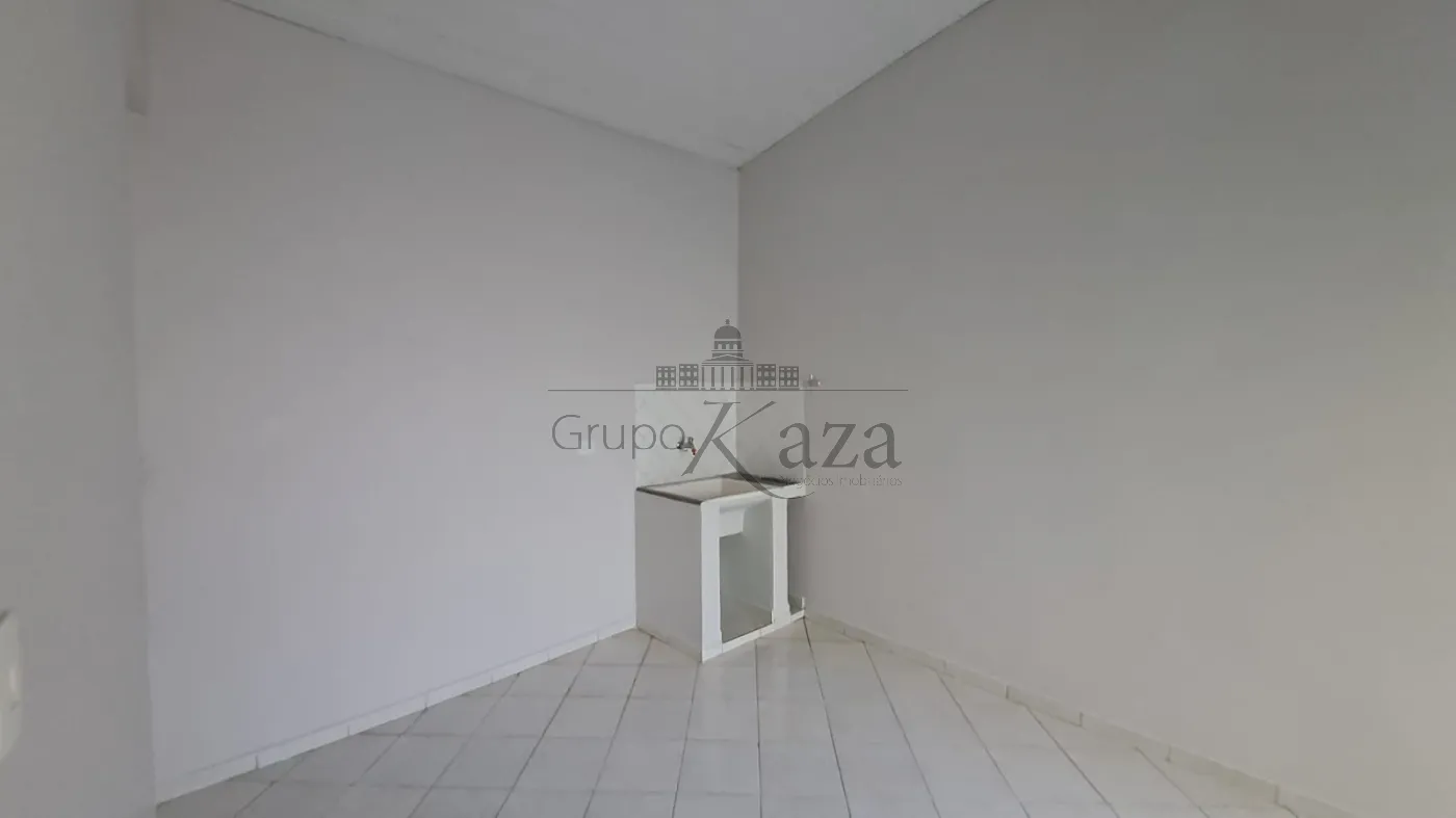 Foto 13 de Casa Padrão em Jardim Mariana II, São José dos Campos - imagem 13