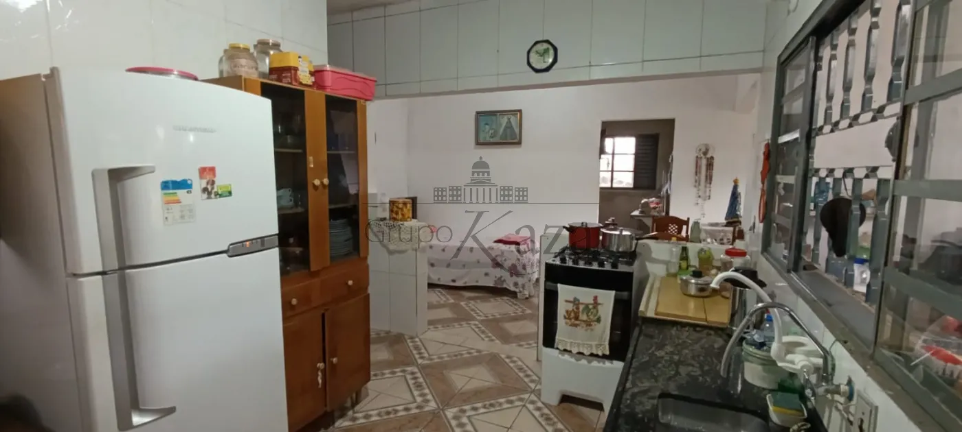 Foto 3 de Rural Chácara em Veraneio Irajá, Jacareí - imagem 3 Foto 3 de Rural Chácara em Veraneio Irajá, Jacareí - imagem 3