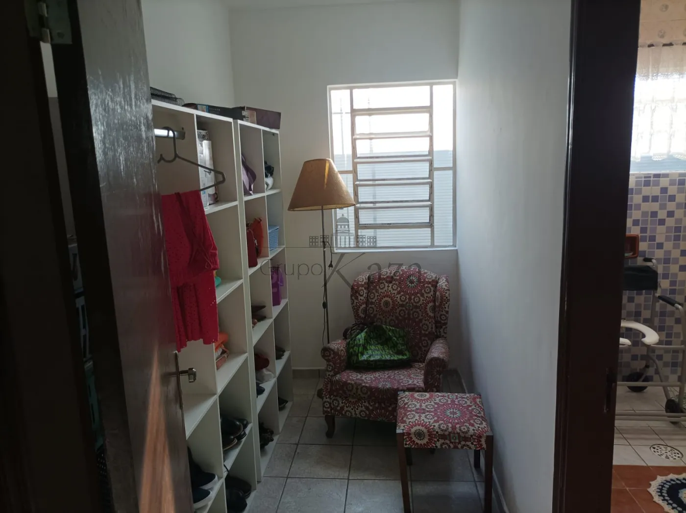 Foto 12 de Casa Padrão em Jardim Oriente, São José dos Campos - imagem 12