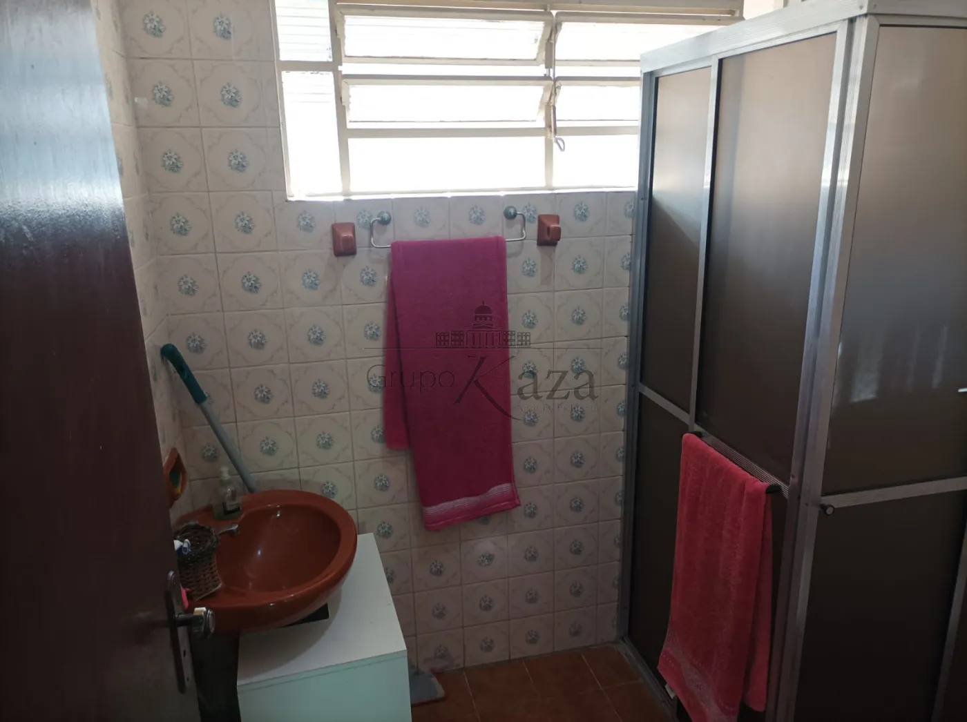 Foto 10 de Casa Padrão em Jardim Oriente, São José dos Campos - imagem 10