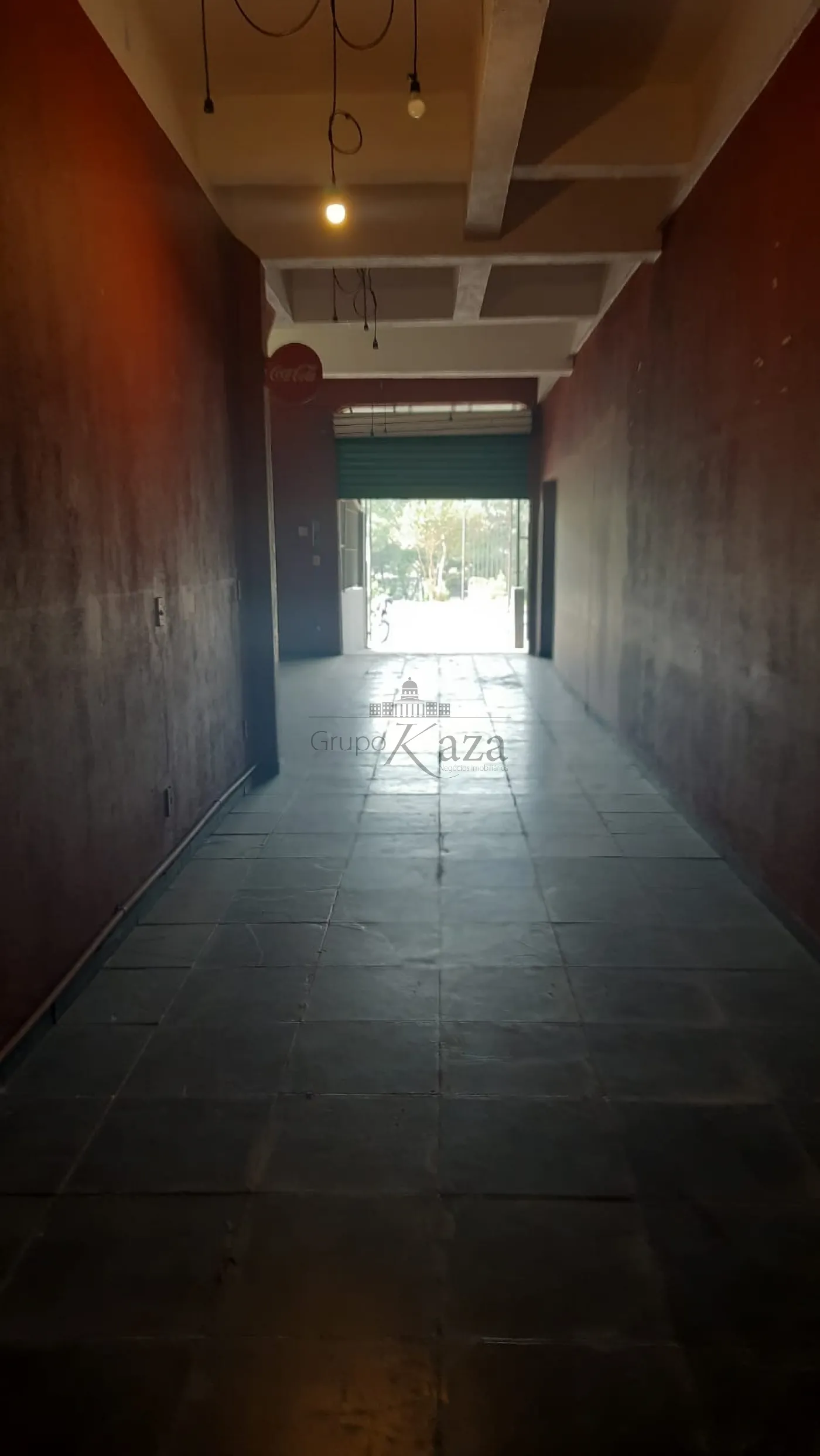 Foto 2 de Casa Comercial Residencial em Jardim Torrão de Ouro, São José dos Campos - imagem 2 Foto 2 de Casa Comercial Residencial em Jardim Torrão de Ouro, São José dos Campos - imagem 2