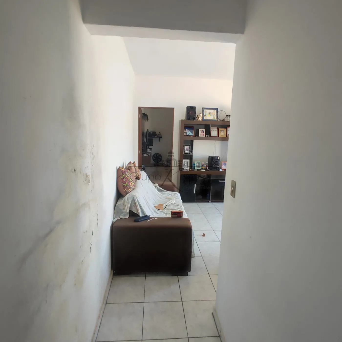 Foto 2 de Casa Padrão em Jardim Alvorada, Jacareí - imagem 2 Foto 2 de Casa Padrão em Jardim Alvorada, Jacareí - imagem 2