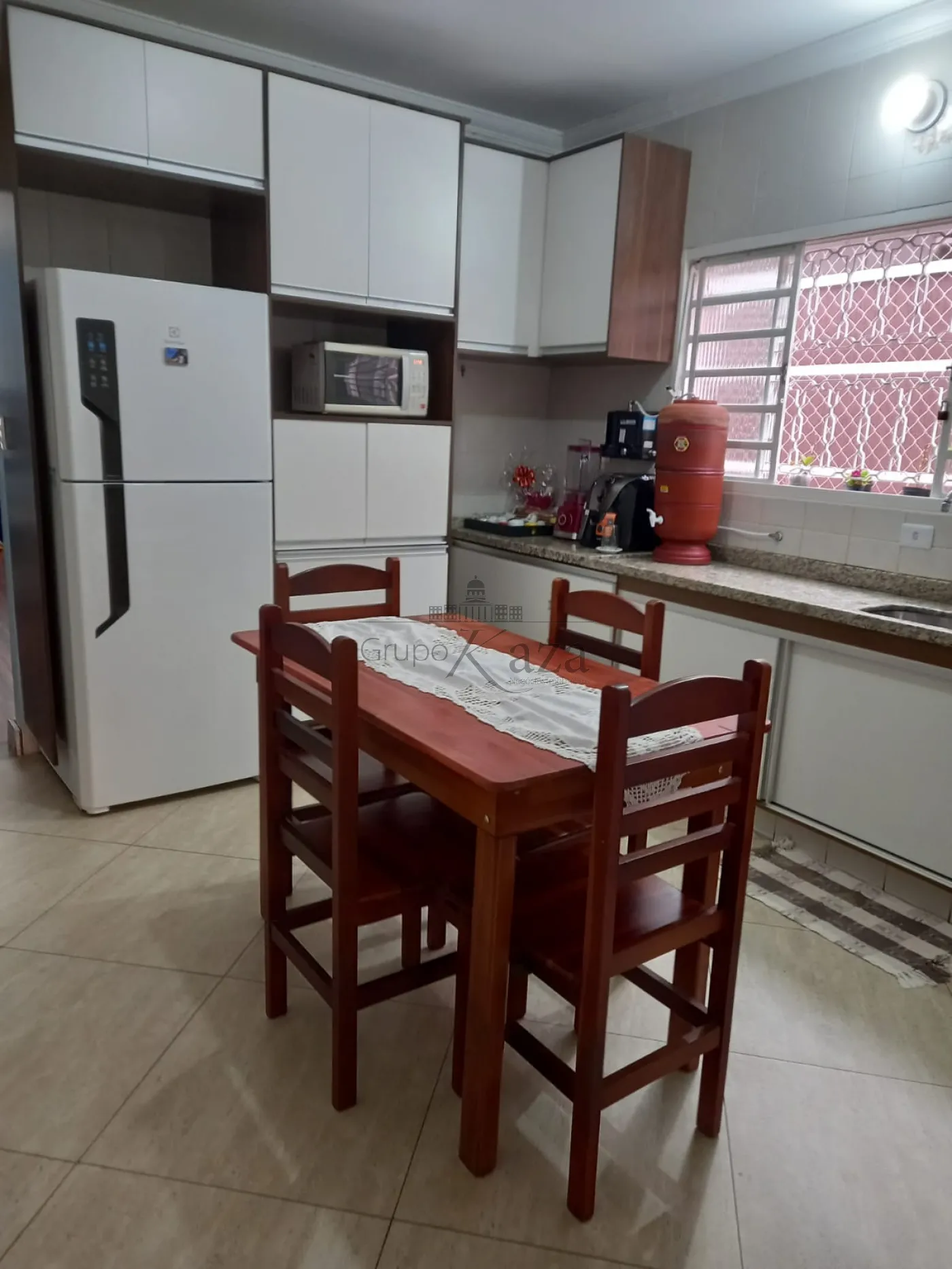 Foto 3 de Casa Sobrado em Vila Indústrial, São José dos Campos - imagem 3 Foto 3 de Casa Sobrado em Vila Indústrial, São José dos Campos - imagem 3