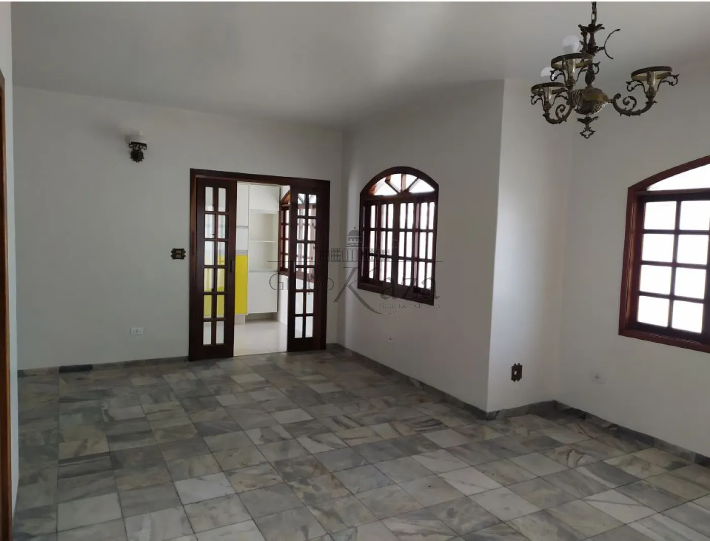 Foto 1 de Casa Padrão em Parque Brasil, Jacareí - imagem 1 Foto 1 de Casa Padrão em Parque Brasil, Jacareí - imagem 1