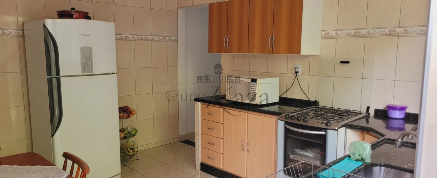 Foto 4 de Casa Padrão em Jardim Oriente, São José dos Campos - imagem 4