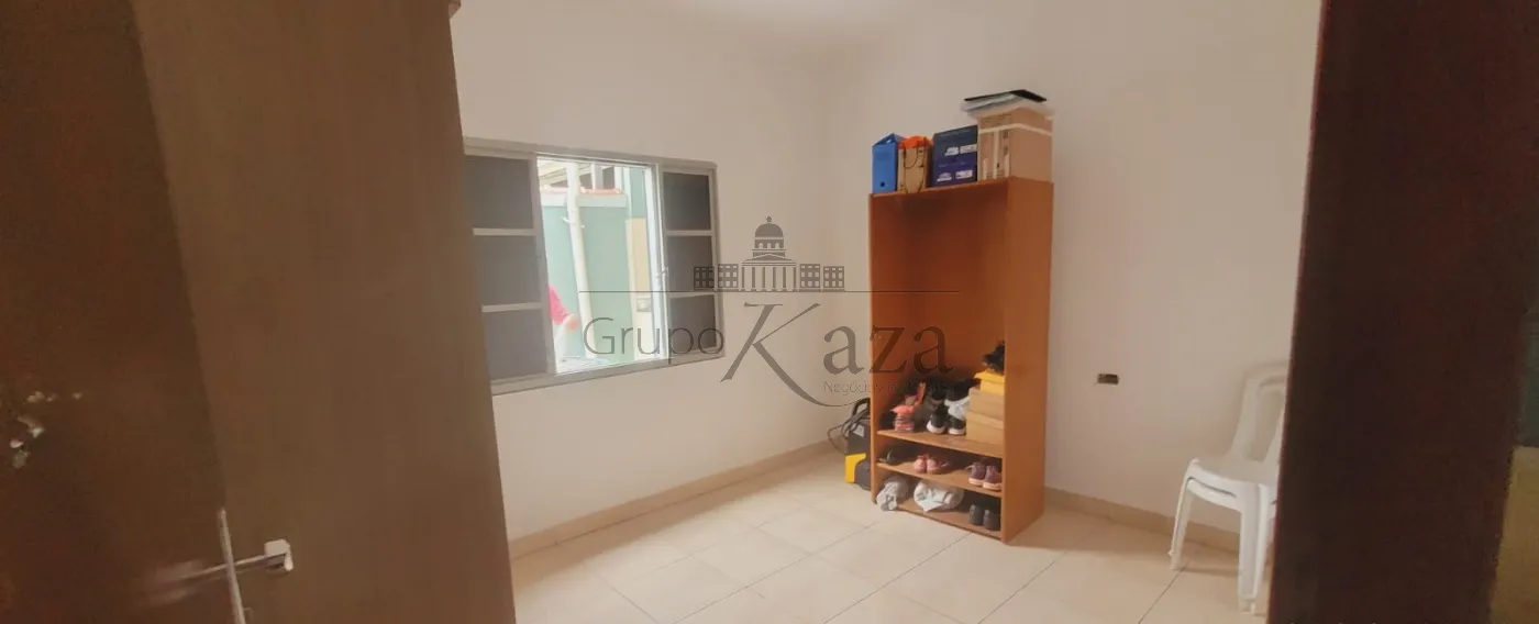 Foto 8 de Casa Padrão em Jardim Oriente, São José dos Campos - imagem 8