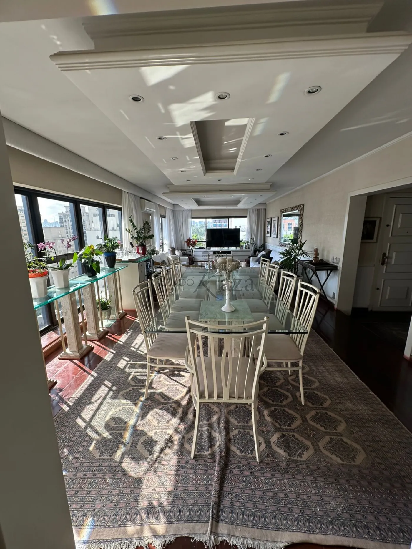 Foto 2 de Apartamento Padrão em Vila Nova Conceição, São Paulo - imagem 2 Foto 2 de Apartamento Padrão em Vila Nova Conceição, São Paulo - imagem 2