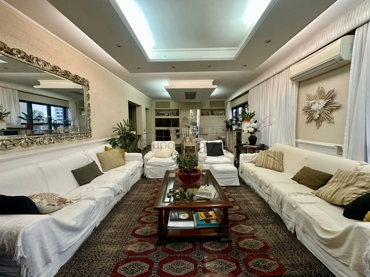 Foto 1 de Apartamento Padrão em Vila Nova Conceição, São Paulo - imagem 1 Foto 1 de Apartamento Padrão em Vila Nova Conceição, São Paulo - imagem 1