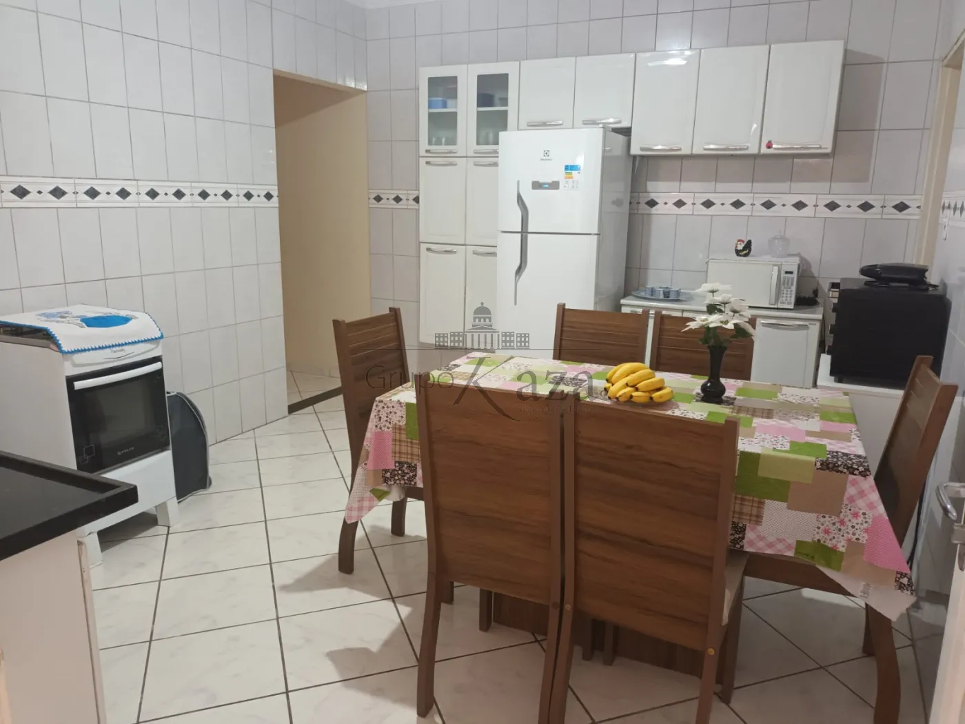 Foto 2 de Casa Padrão em Jardim Oriente, São José dos Campos - imagem 2 Foto 2 de Casa Padrão em Jardim Oriente, São José dos Campos - imagem 2