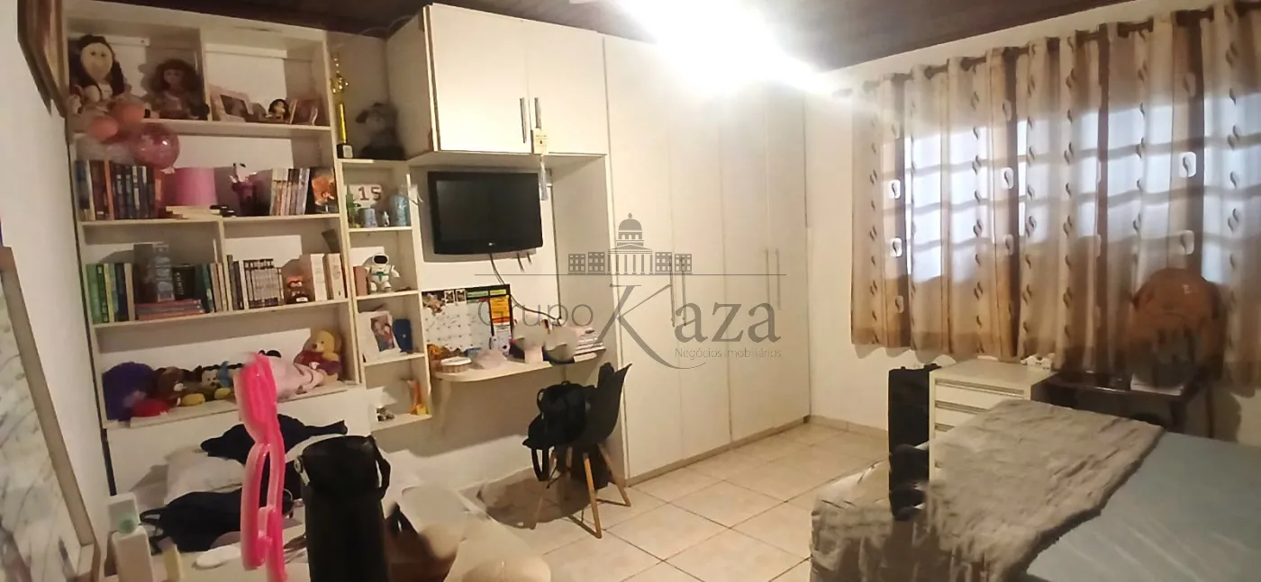 Foto 12 de Casa Padrão em Parque Industrial, São José dos Campos - imagem 12