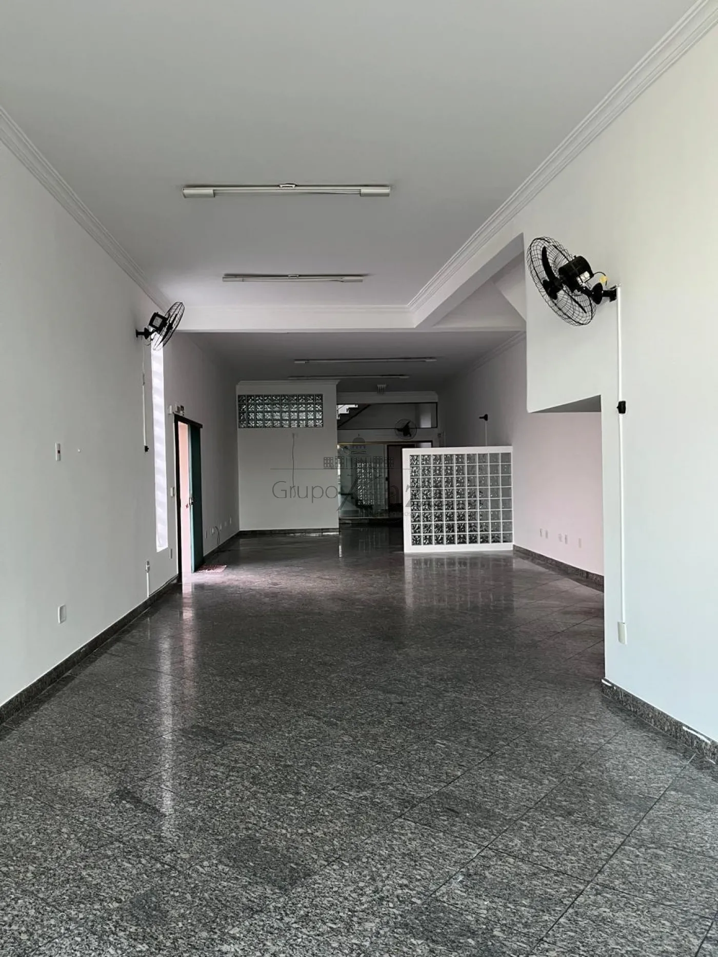 Foto 2 de Comercial Ponto Comercial em Centro, Jacareí - imagem 2 Foto 2 de Comercial Ponto Comercial em Centro, Jacareí - imagem 2