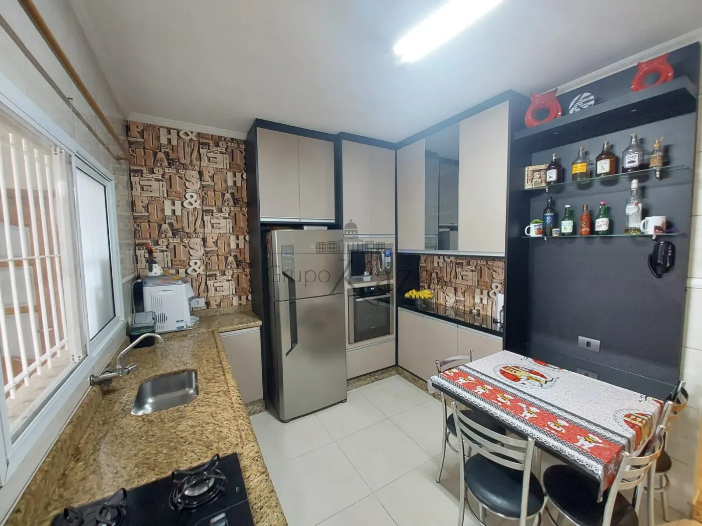 Foto 3 de Casa Térrea em Jardim Altos de Santana II, Jacareí - imagem 3 Foto 3 de Casa Térrea em Jardim Altos de Santana II, Jacareí - imagem 3