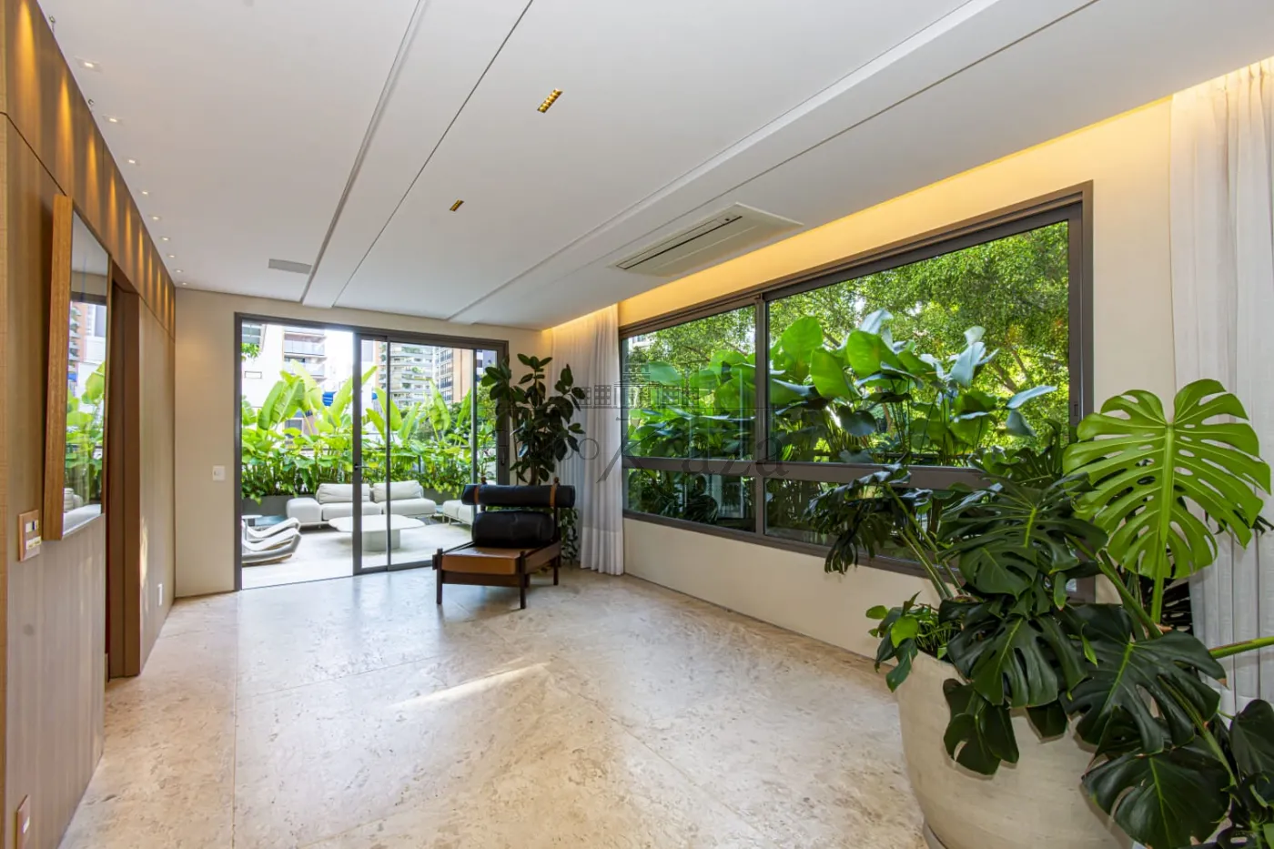 Foto 3 de Apartamento Padrão em Moema, São Paulo - imagem 3 Foto 3 de Apartamento Padrão em Moema, São Paulo - imagem 3